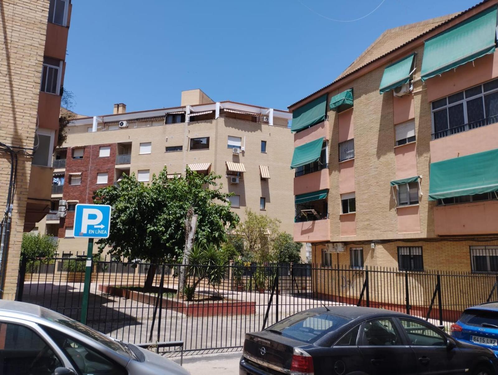 Apartamento Turistico Palacio De Los Deportes Granada Exterior foto
